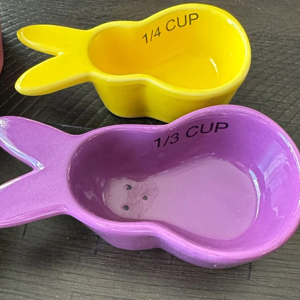 Colorful Rabbit-Shaped Measuring Cups Set - Picture 4 of 7